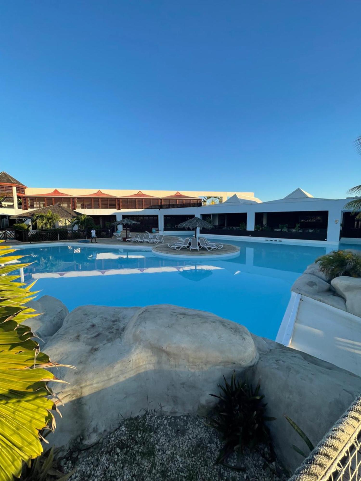 Studio 25 M Manganao Joela 4 Personnes Avec Machine A Laver (Adults Only) سانت فرانسوا المظهر الخارجي الصورة