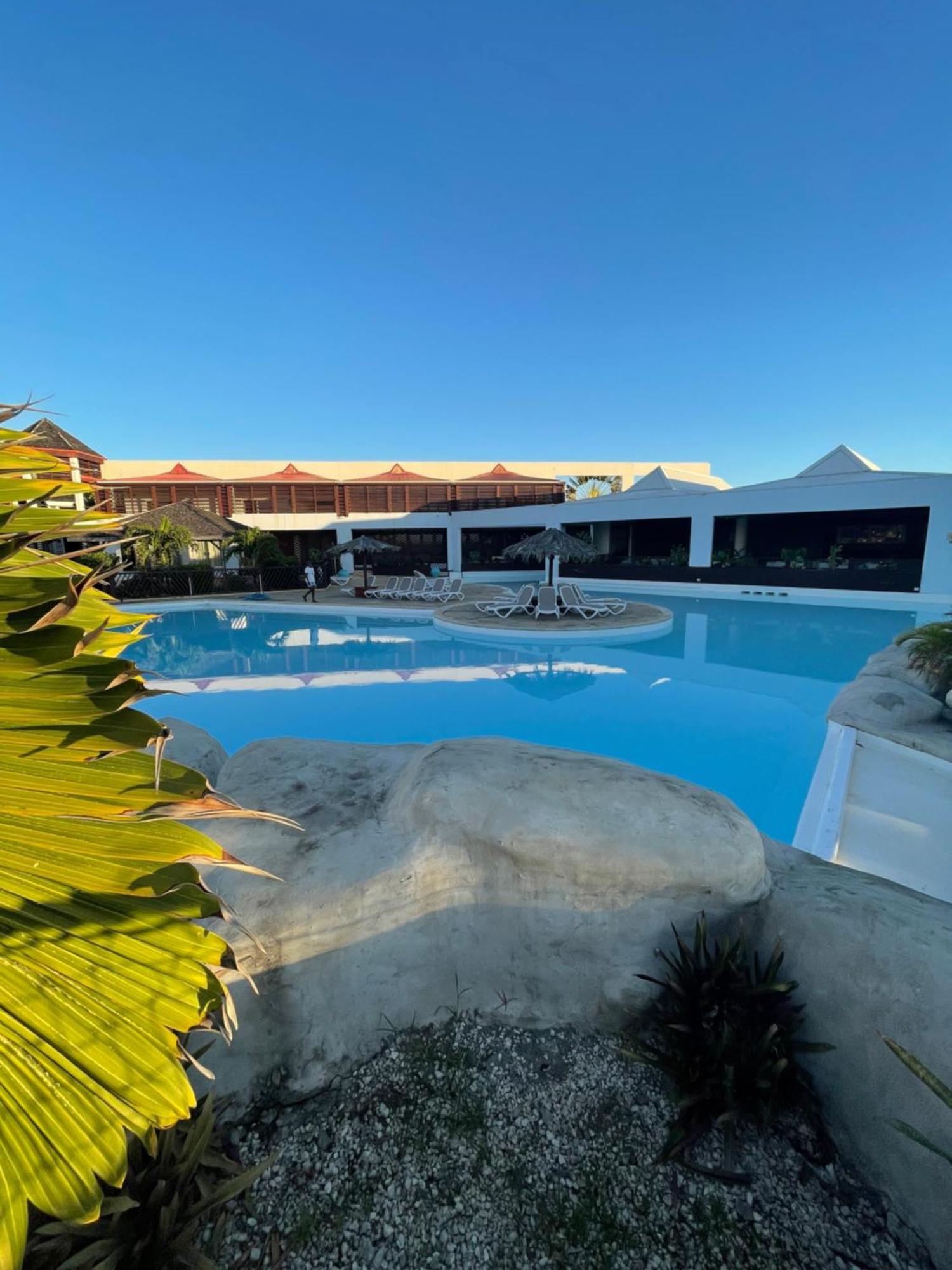Studio 25 M Manganao Joela 4 Personnes Avec Machine A Laver (Adults Only) سانت فرانسوا المظهر الخارجي الصورة